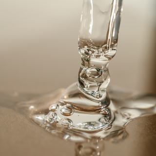 Hyaluronsäure für Haut & Intimbereich: Warum sie so ein Gamechanger ist